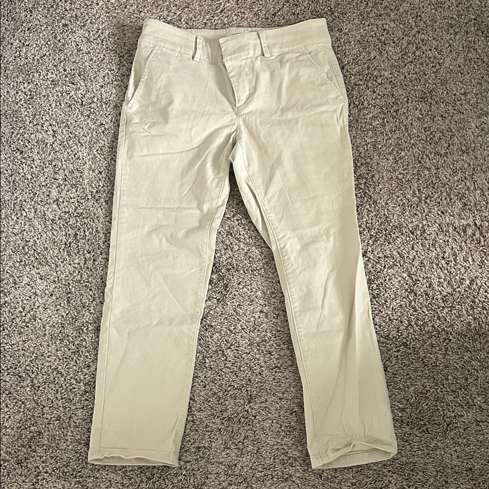 LOFT Women’s Light Khaki Chinos